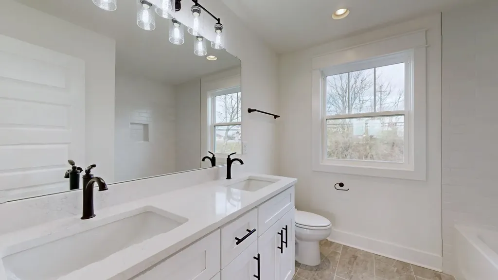 274 38th Ave, N Nashville TN 37209