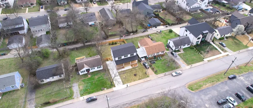 274 38th Ave, N Nashville TN 37209