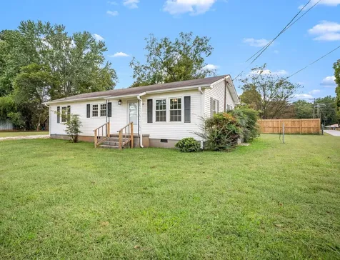 100 Stovall Drive Huntland TN 37345