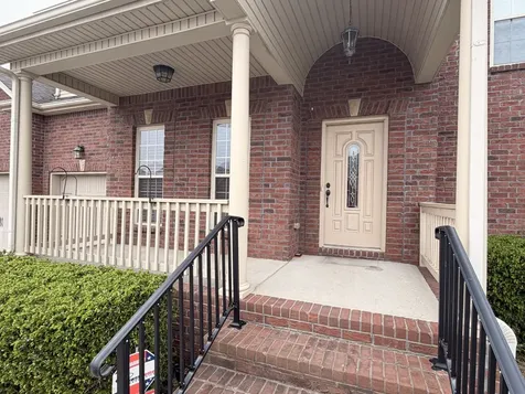 1825 Apache Way Clarksville TN 37042
