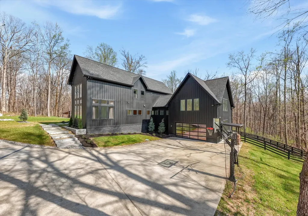 925 Weeping Willow Road Hendersonville TN 37075