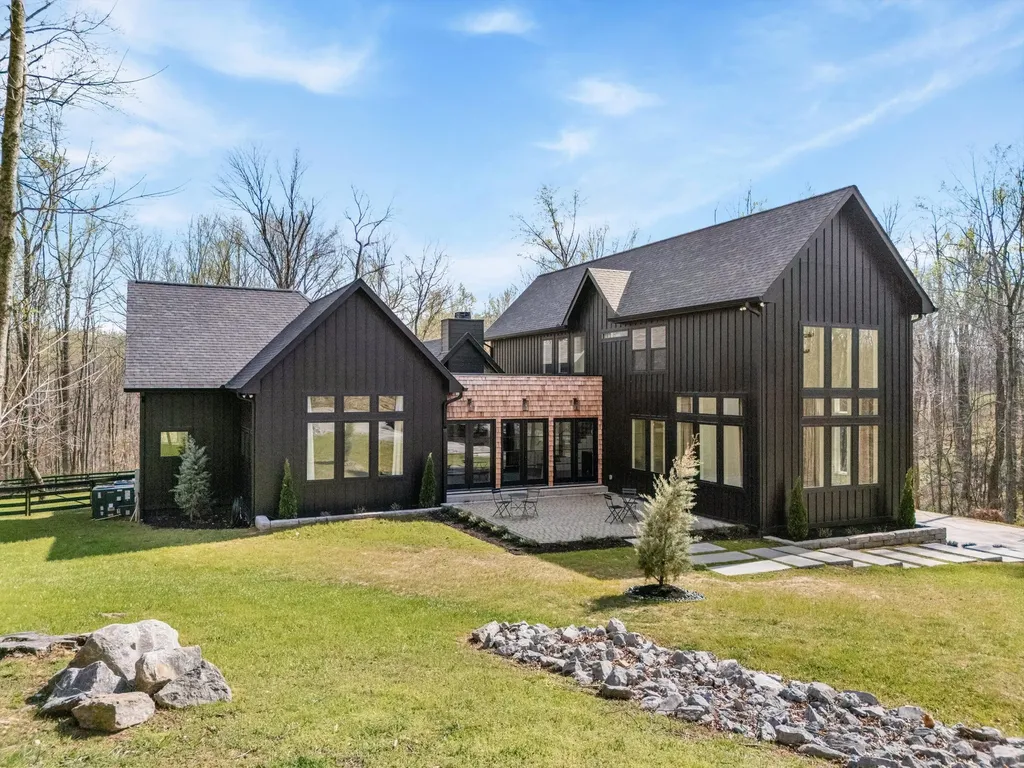 925 Weeping Willow Road Hendersonville TN 37075
