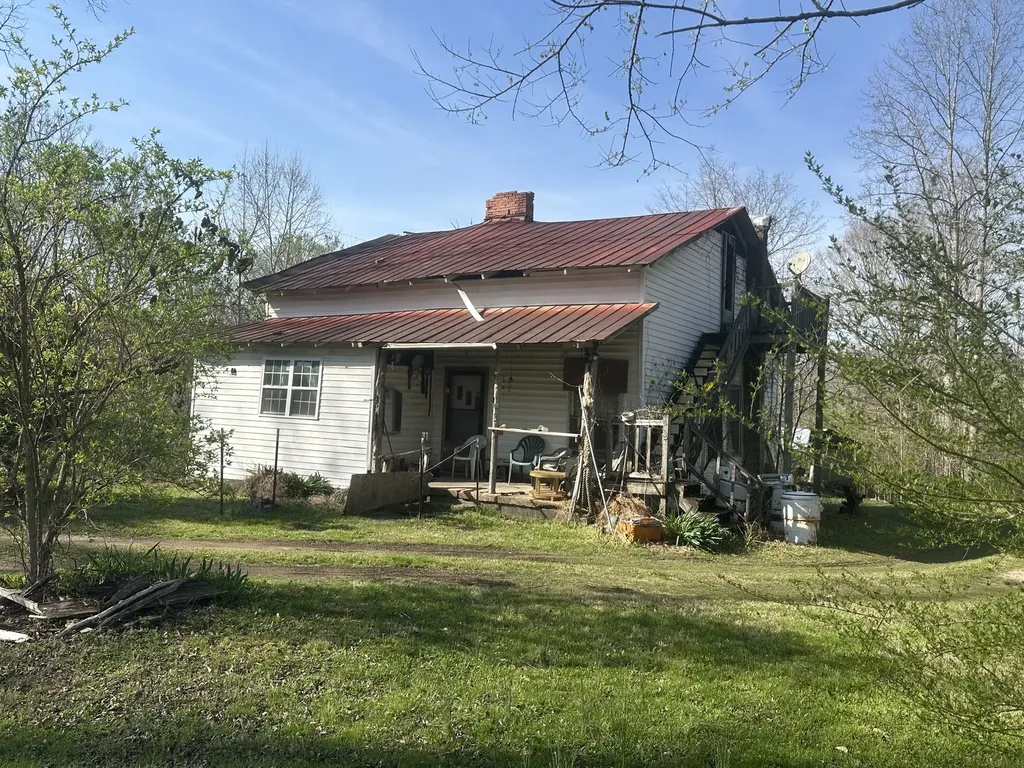1520 Craggie Hope Road Kingston Springs TN 37082