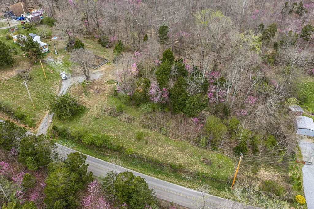 1720 Tidwell Switch Road Dickson TN 37055