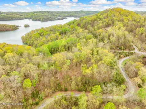 736 Russell Brothers Road Sharps Chapel TN 37866
