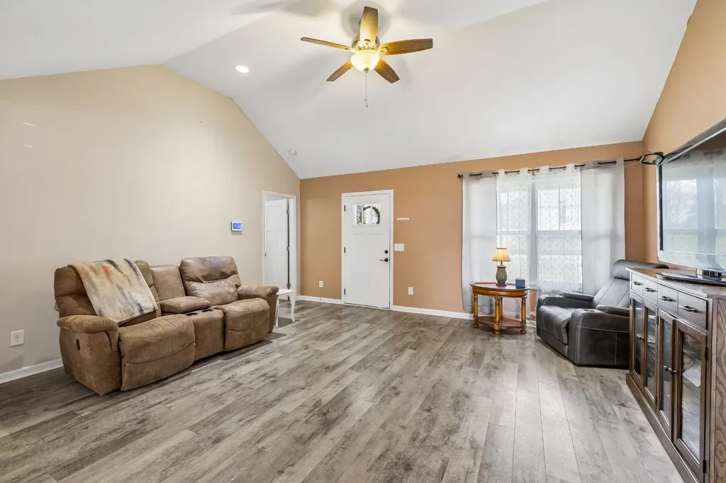730 Cedar Street Lewisburg TN 37091