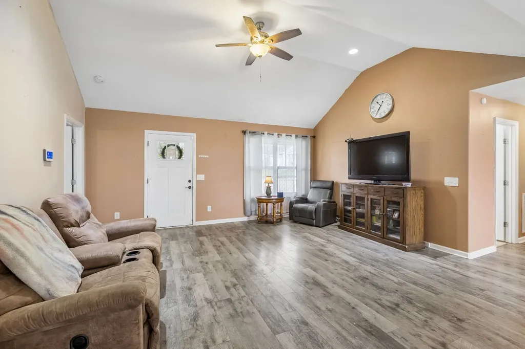 730 Cedar Street Lewisburg TN 37091
