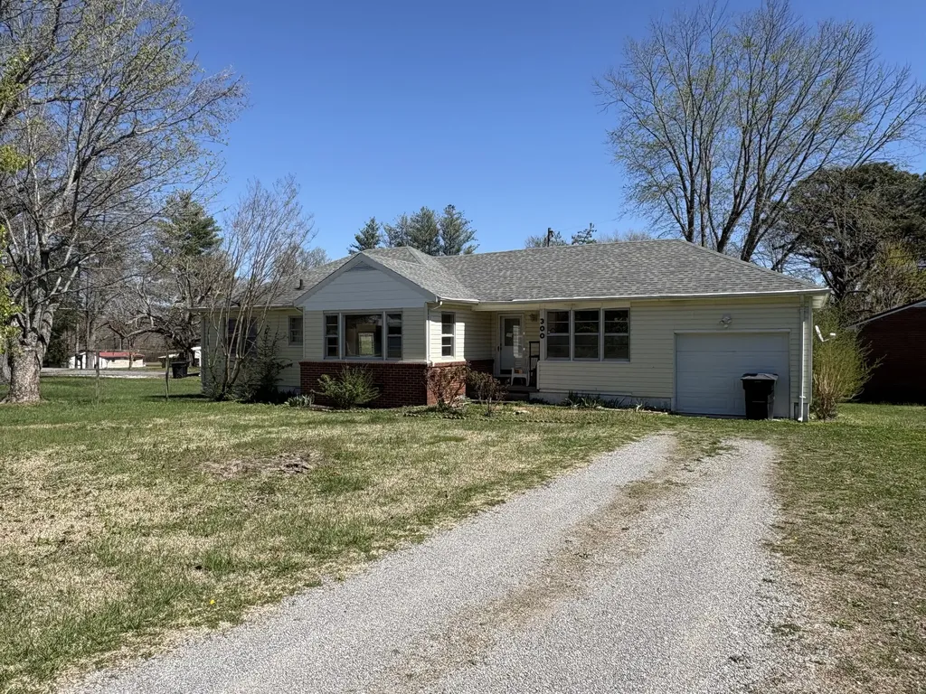 300 Yeager Street Tullahoma TN 37388