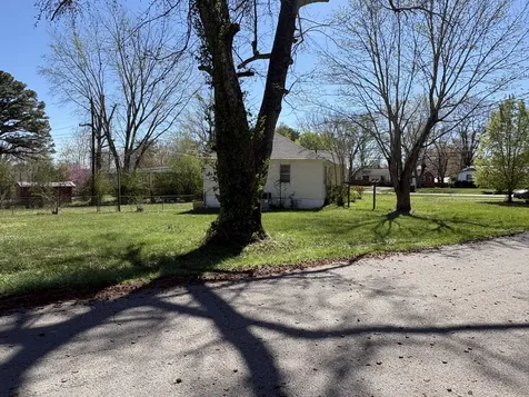 300 Yeager Street Tullahoma TN 37388