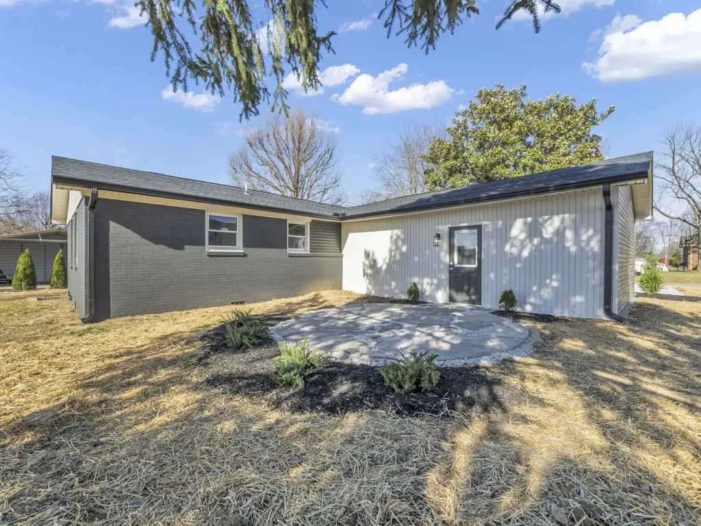 118 Forest Hills Drive Clarksville TN 37040