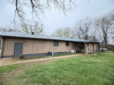 2575 Spur Road Decherd TN 37324