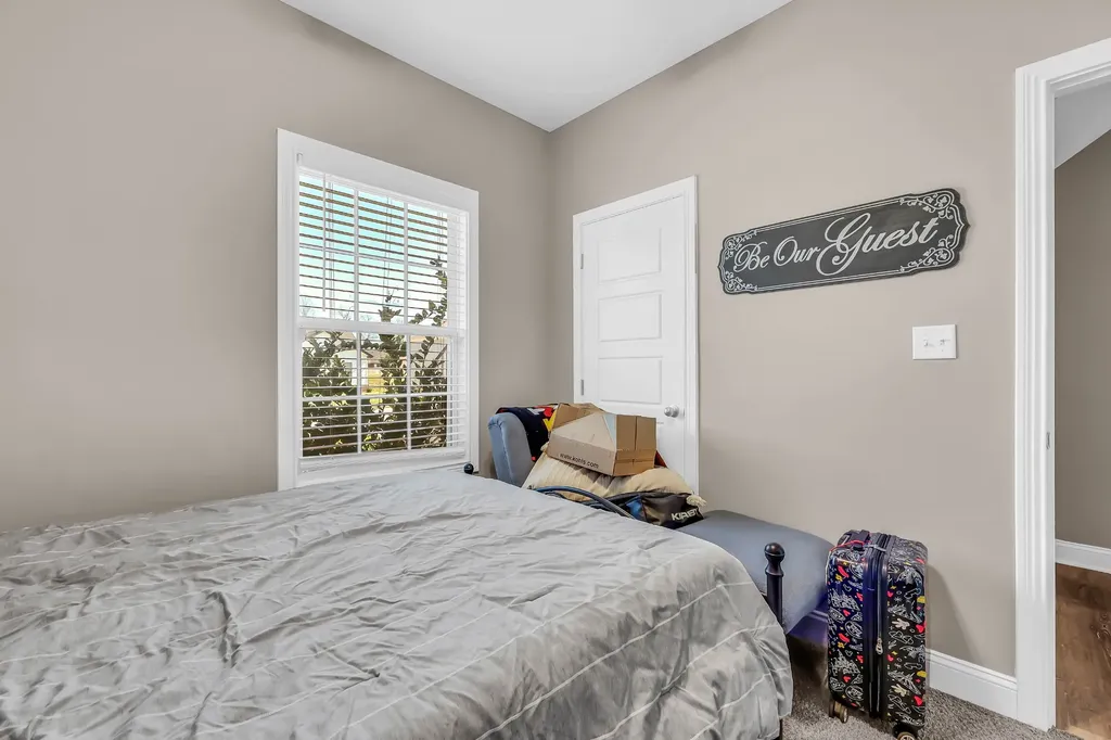 1045 Whitney Drive Clarksville TN 37042