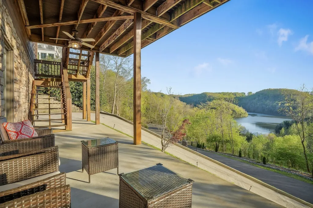 245 Nadia Lane Smithville TN 37166