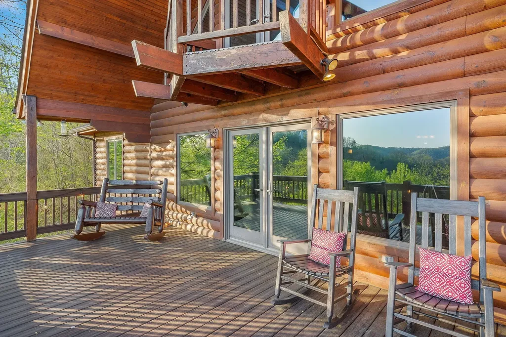 245 Nadia Lane Smithville TN 37166