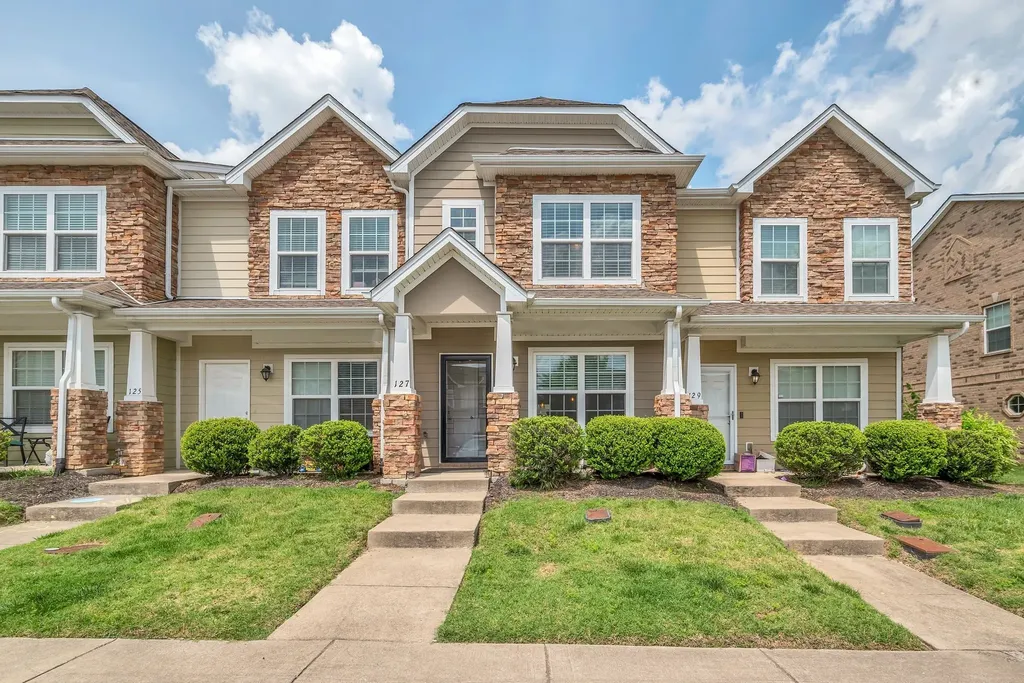 127 Cobblestone Place Drive Goodlettsville TN 37072