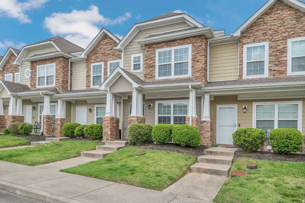 127 Cobblestone Place Drive Goodlettsville TN 37072