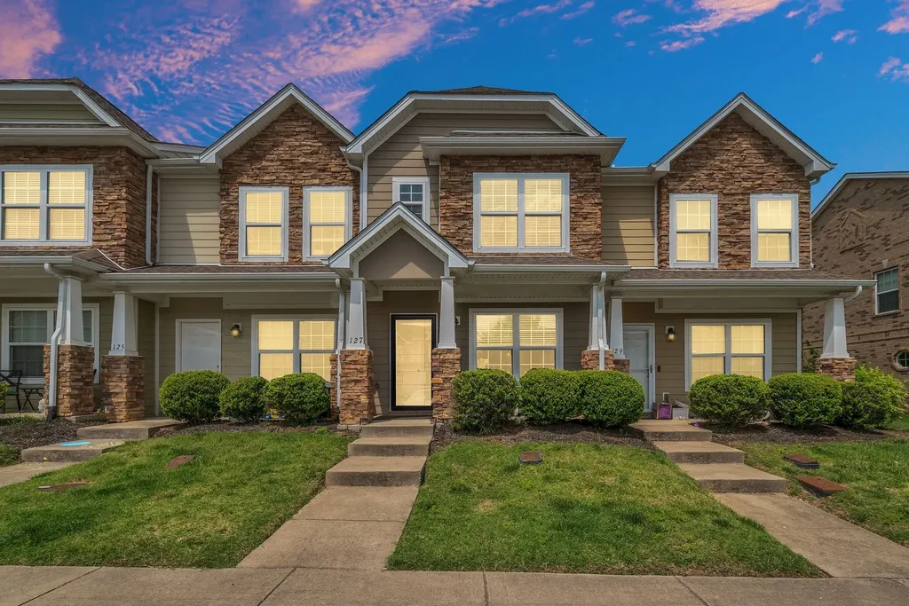 127 Cobblestone Place Drive Goodlettsville TN 37072