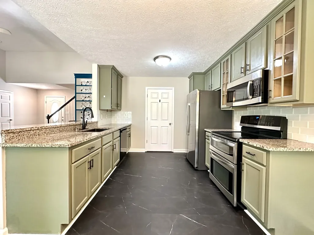 1641 Cedar Springs Circle Clarksville TN 37042