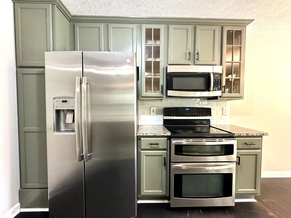 1641 Cedar Springs Circle Clarksville TN 37042