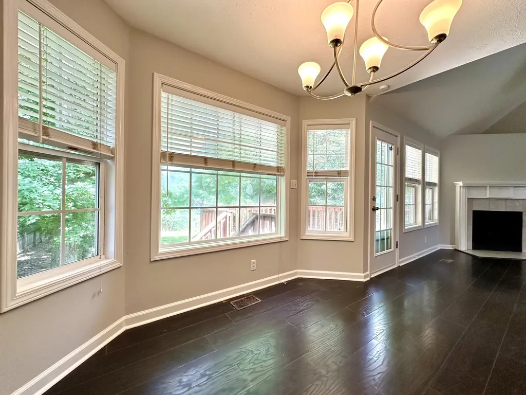 1641 Cedar Springs Circle Clarksville TN 37042