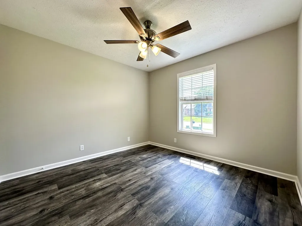 1641 Cedar Springs Circle Clarksville TN 37042