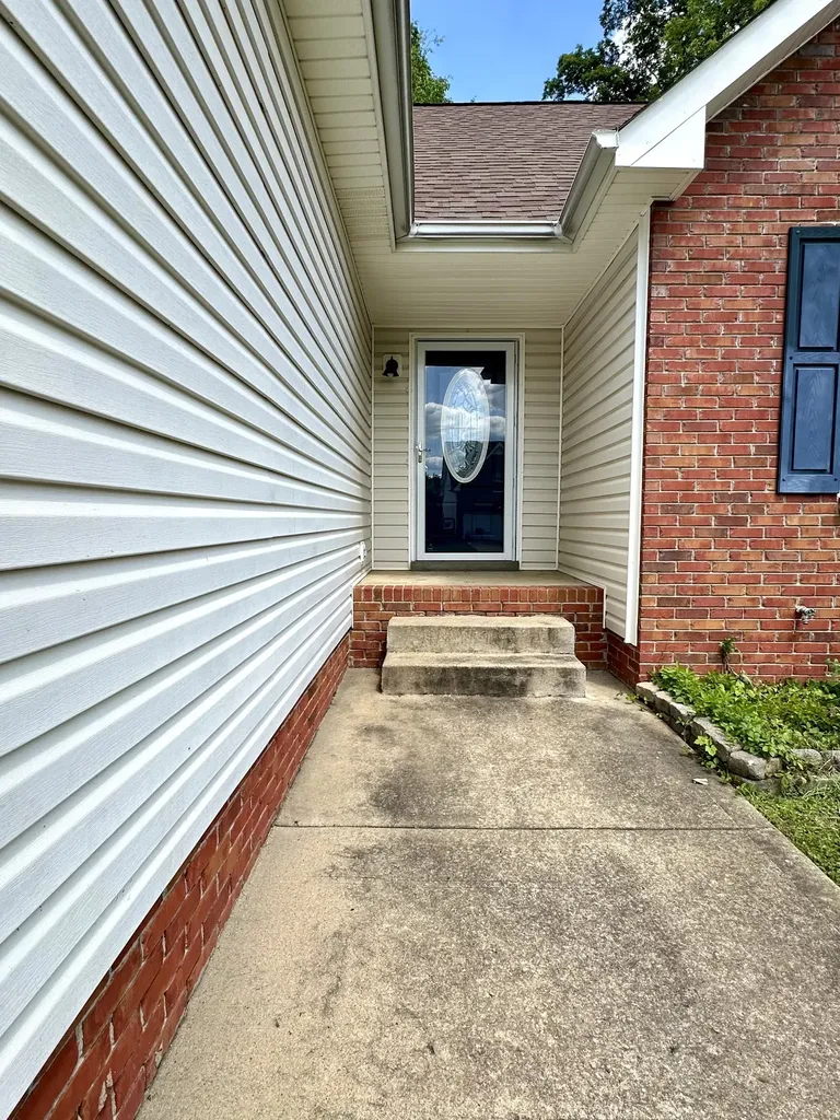 1641 Cedar Springs Circle Clarksville TN 37042