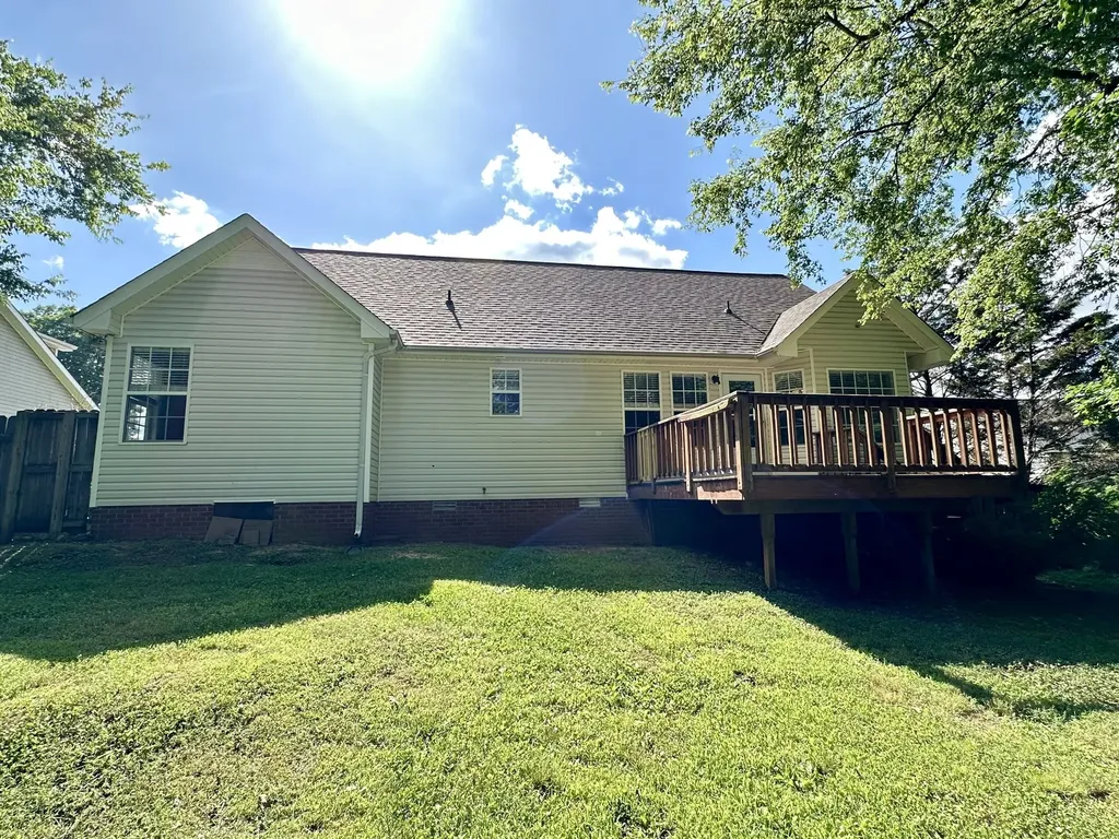 1641 Cedar Springs Circle Clarksville TN 37042