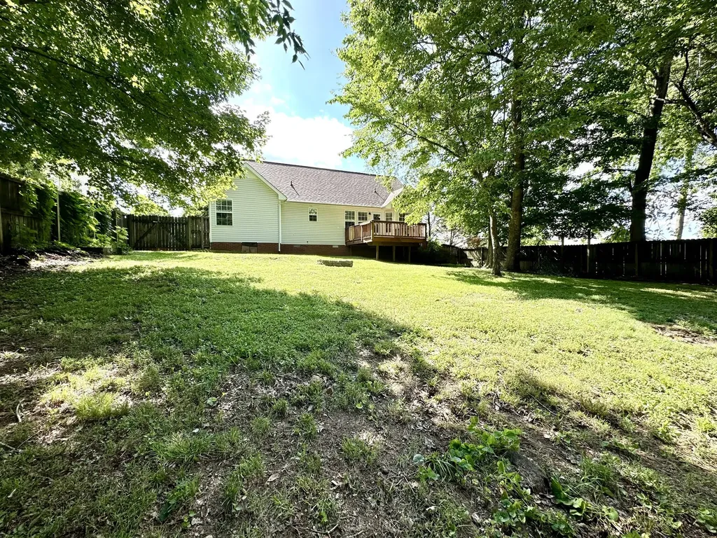 1641 Cedar Springs Circle Clarksville TN 37042