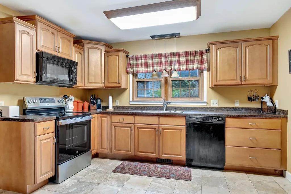 1693 Coles Ferry Pike Lebanon TN 37087