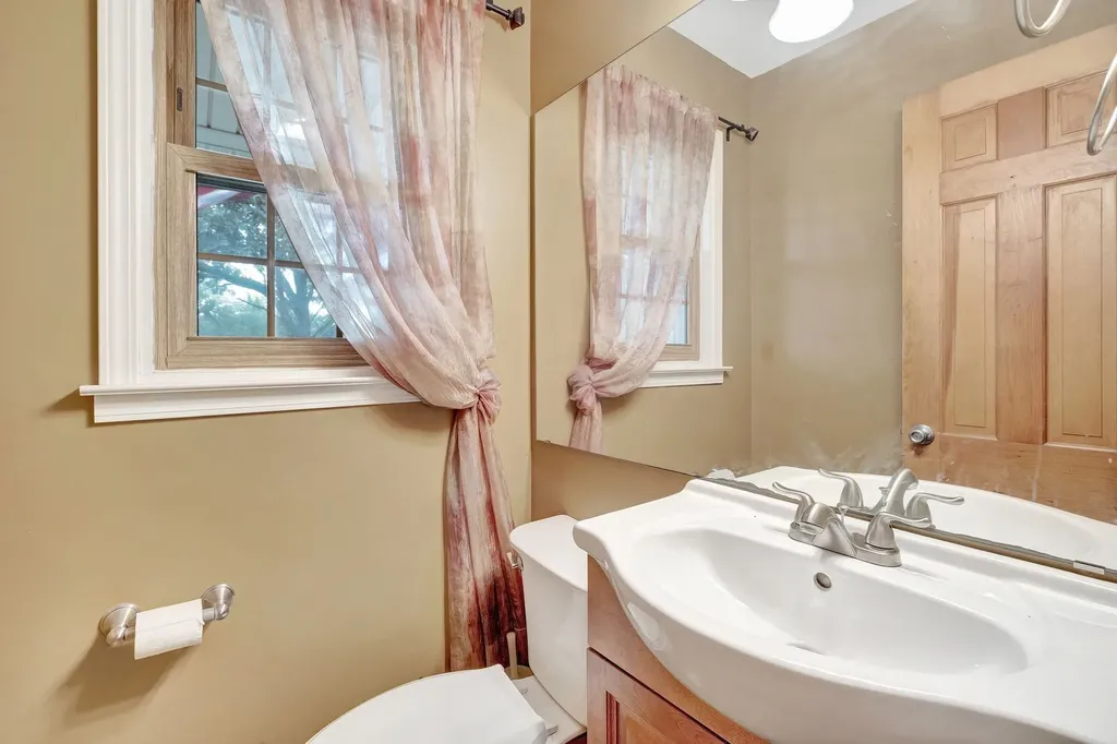 1693 Coles Ferry Pike Lebanon TN 37087
