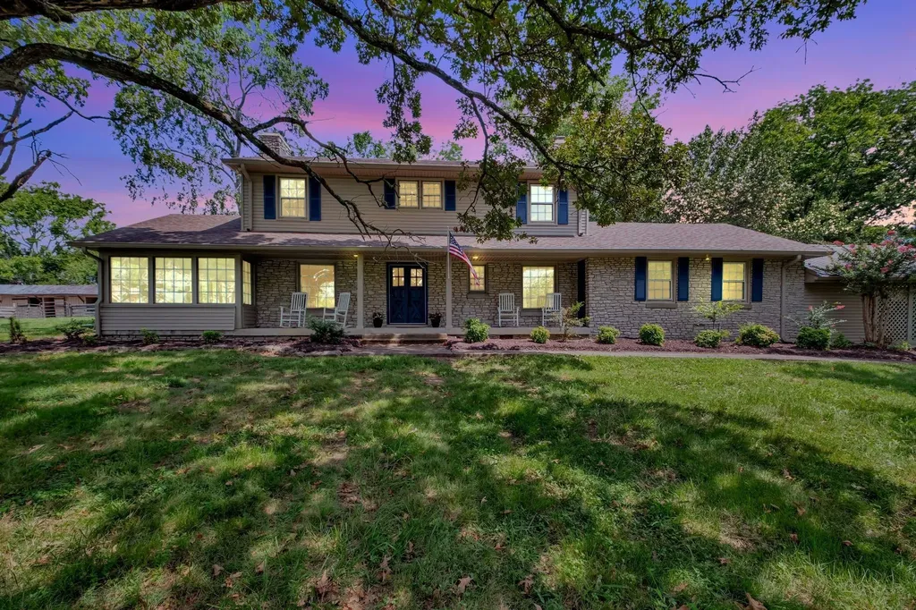 1693 Coles Ferry Pike Lebanon TN 37087