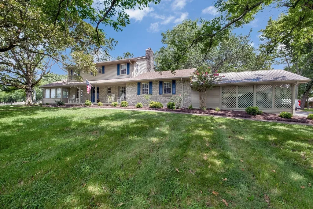 1693 Coles Ferry Pike Lebanon TN 37087