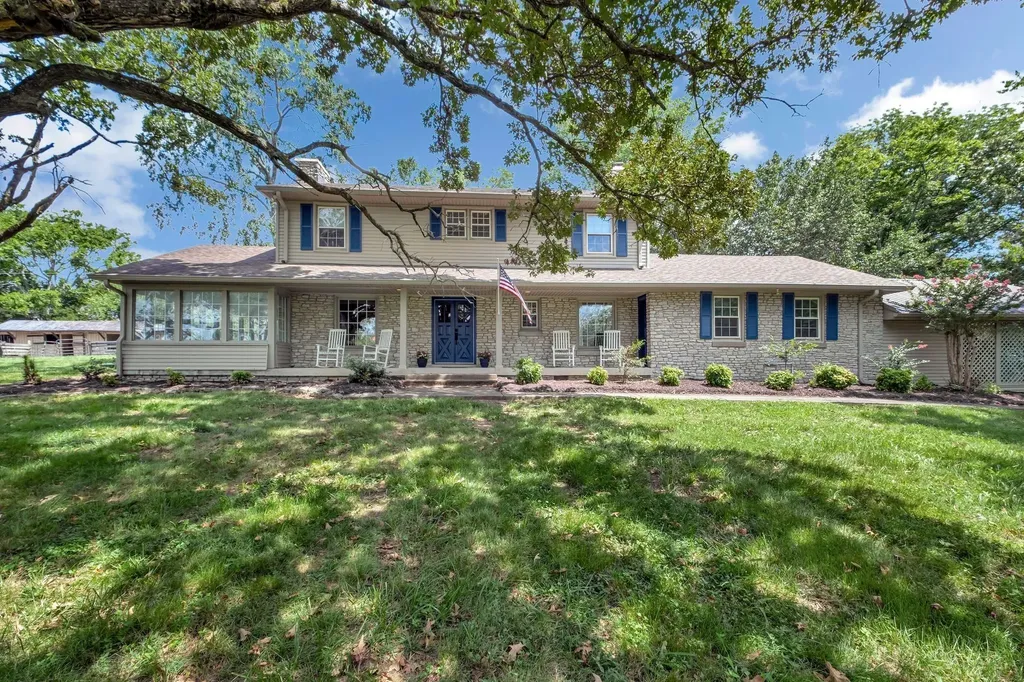 1693 Coles Ferry Pike Lebanon TN 37087