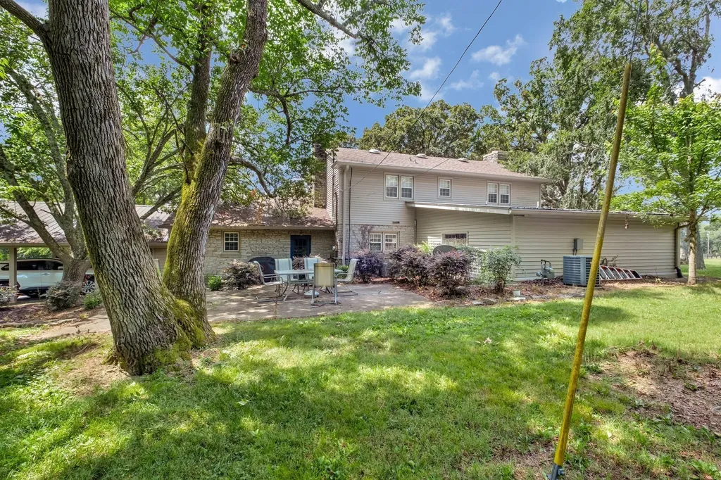 1693 Coles Ferry Pike Lebanon TN 37087