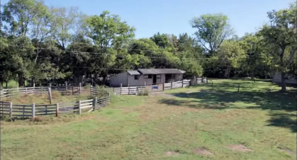 1693 Coles Ferry Pike Lebanon TN 37087