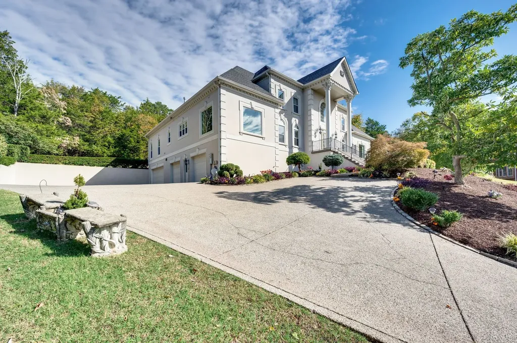 703 Ben Nevis Court Brentwood TN 37027