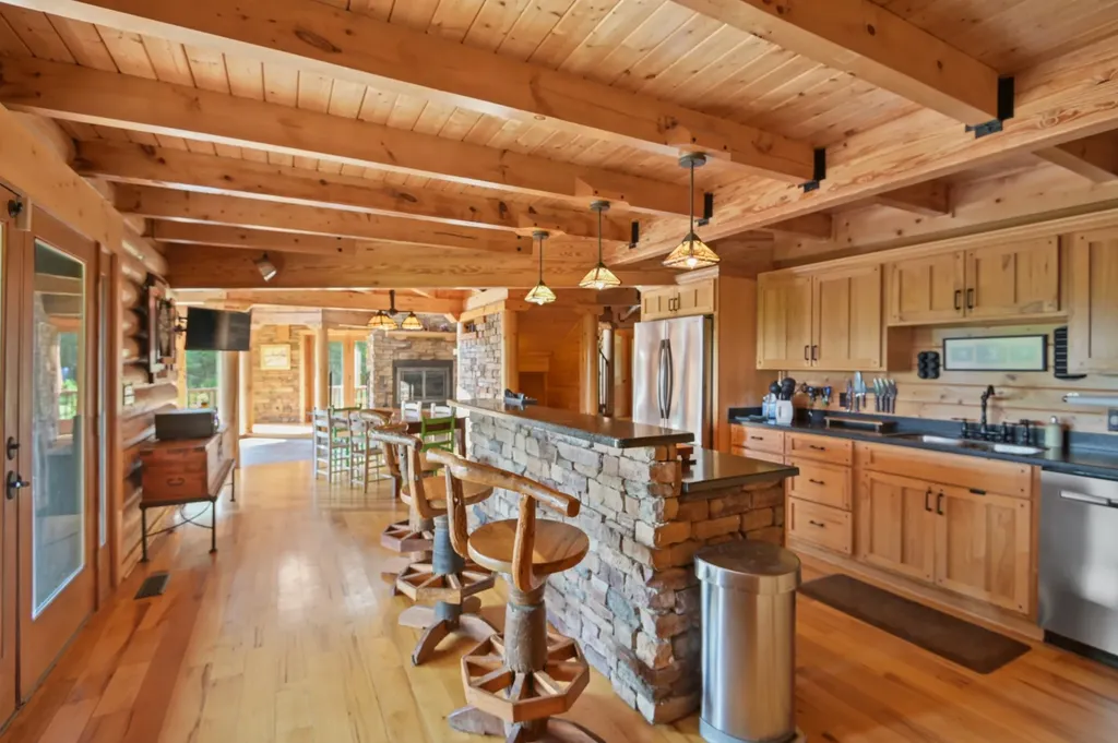 131 Bluff Line Drive Mcminnville TN 37110