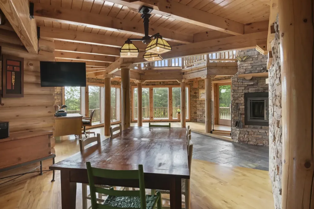 131 Bluff Line Drive Mcminnville TN 37110