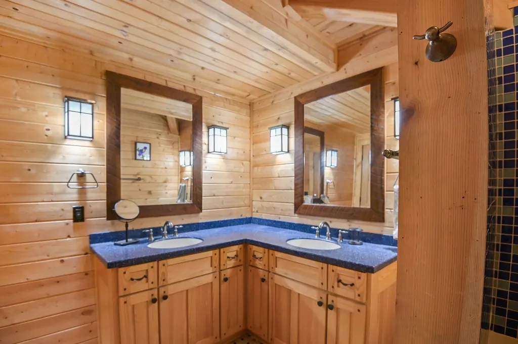 131 Bluff Line Drive Mcminnville TN 37110