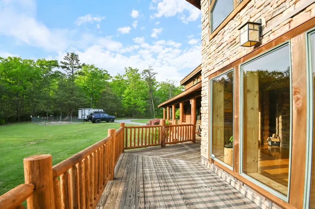 131 Bluff Line Drive Mcminnville TN 37110