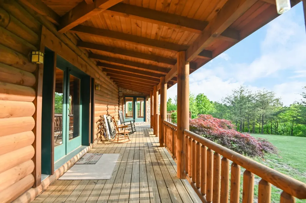 131 Bluff Line Drive Mcminnville TN 37110