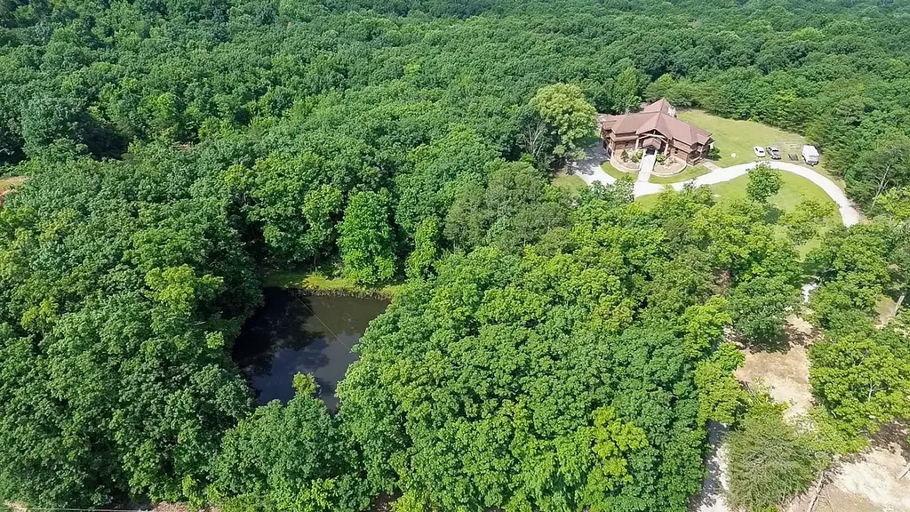 131 Bluff Line Drive Mcminnville TN 37110