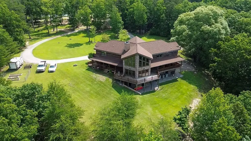 131 Bluff Line Drive Mcminnville TN 37110