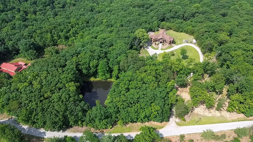 131 Bluff Line Drive Mcminnville TN 37110