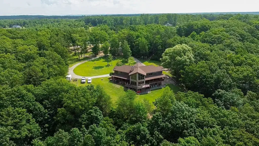 131 Bluff Line Drive Mcminnville TN 37110