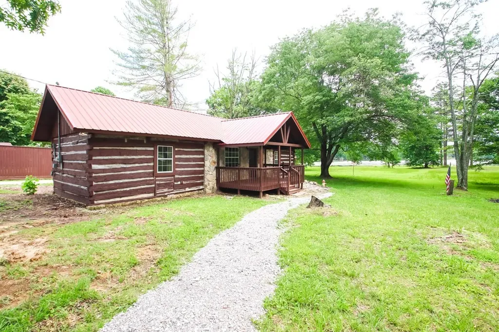 210 Kingwood Drive Sparta TN 38583
