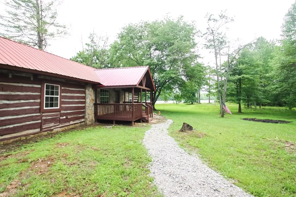 210 Kingwood Drive Sparta TN 38583