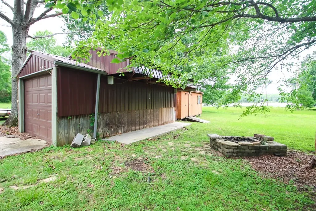 210 Kingwood Drive Sparta TN 38583