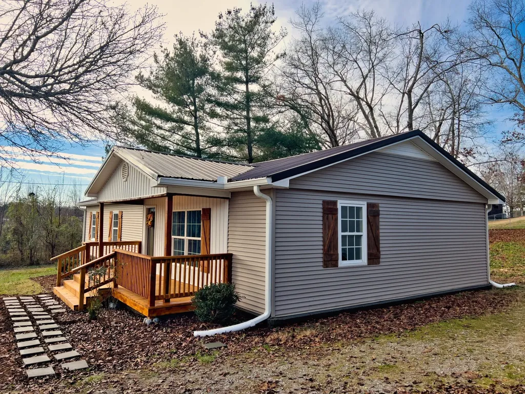 314 Hidden Valley Circle Mcminnville TN 37110
