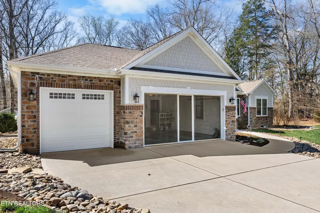 180 E Shore Drive Rockwood TN 37854